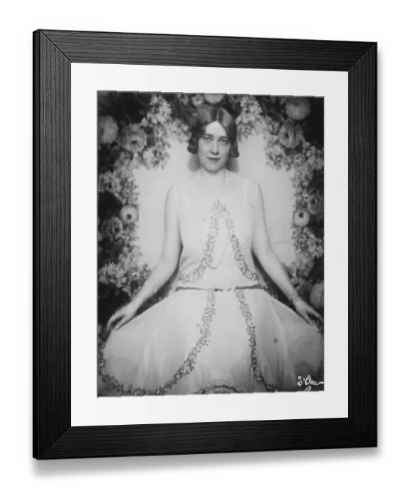 Framed Print : Niece of German Secretary of State who makes her debut in the films. Miss Erica Framed Print : Niece of German Secretary of State who makes her debut in the films. Miss Erica