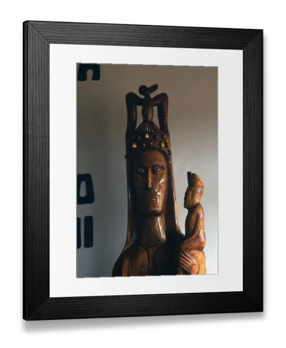 Framed Print : Easter Island - Birdman cult - Birdman carving in the guise of the Holy Ghost, descending Framed Print : Easter Island - Birdman cult - Birdman carving in the guise of the Holy Ghost, descending
