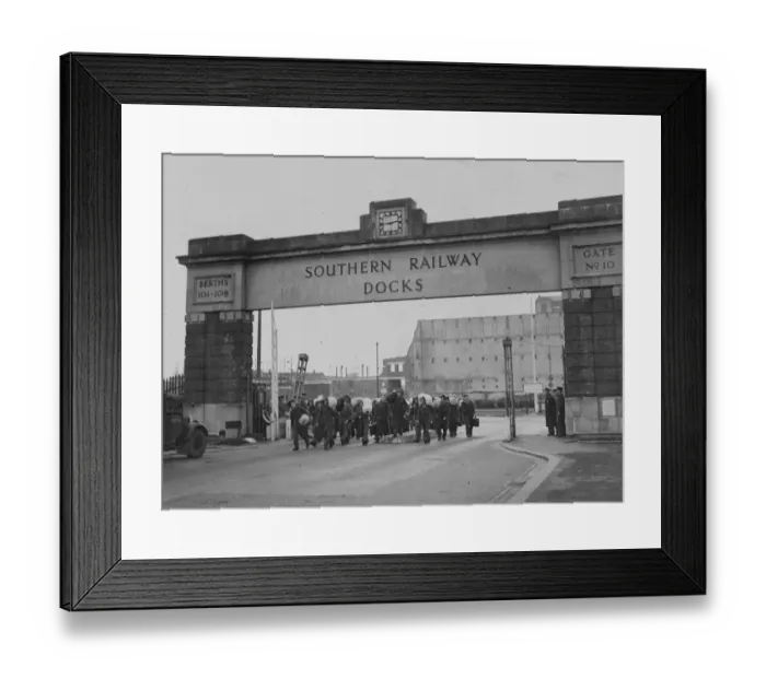 Framed Print : 700 troops due to sail for India and the far east walked off the S. S. Corfu at Southampton Framed Print : 700 troops due to sail for India and the far east walked off the S. S. Corfu at Southampton