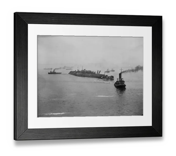 Framed Print : The 27, 000 ton German battlecruiser Derfelinger, scuttled ater the 1914-1918 War Framed Print : The 27, 000 ton German battlecruiser Derfelinger, scuttled ater the 1914-1918 War