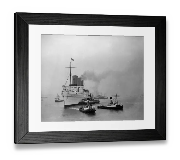 Framed Print : The Royal tour of Canada and the USA by King George VI and Queen Elizabeth, 1939 Framed Print : The Royal tour of Canada and the USA by King George VI and Queen Elizabeth, 1939