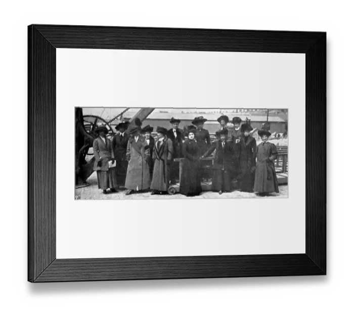 Framed Print : Titanic survivors Picked up by the Carpathia : surviving sewardesses of the Titanic