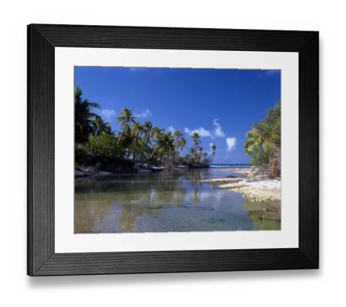 Framed Print : TROPICAL ISLANDS Palm trees and beach - group of small islands at Avearami. French Framed Print : TROPICAL ISLANDS Palm trees and beach - group of small islands at Avearami. French