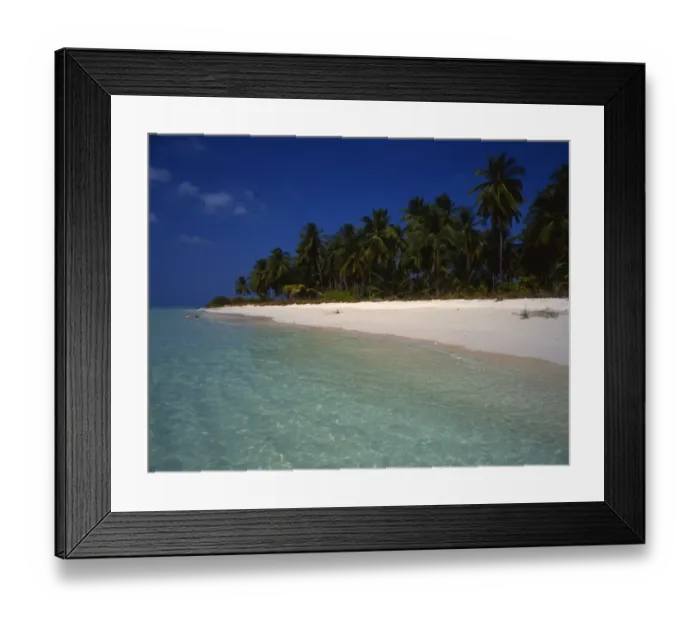 Framed Print : Beach on Little Bandos, in the Maldives