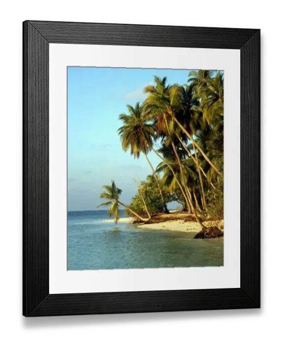 Framed Print : TROPICAL ISLANDS Beach at Little Bandos, Maldives, Indian Ocean Framed Print : TROPICAL ISLANDS Beach at Little Bandos, Maldives, Indian Ocean