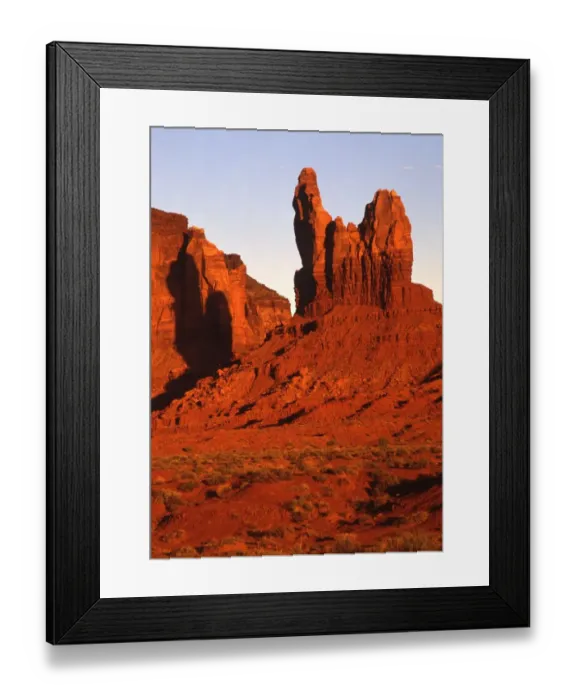 Framed Print : USA - Monument Valley - Utah, Arizona - ?TopFoto / CW Framed Print : USA - Monument Valley - Utah, Arizona - ?TopFoto / CW