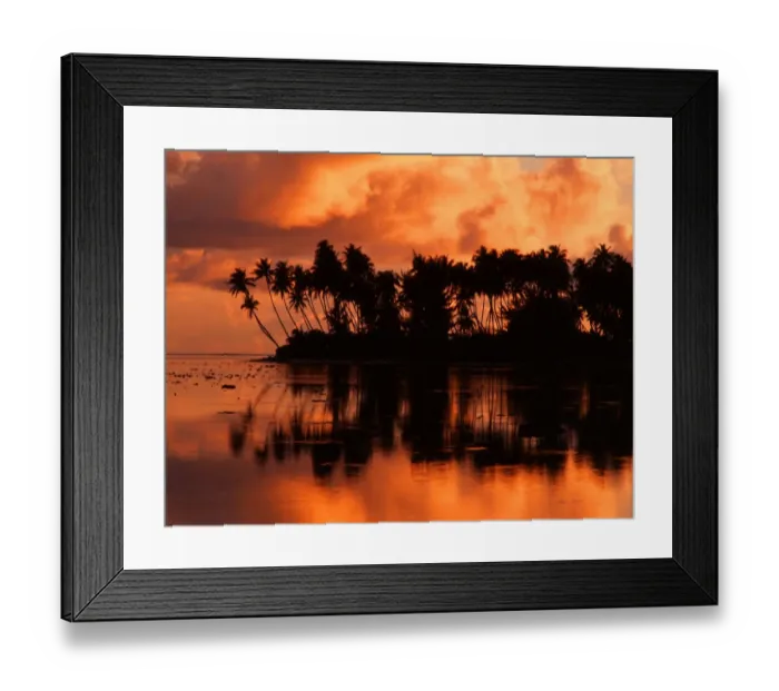 Framed Print : Tropical beauty. Tahiti group. Morea Island