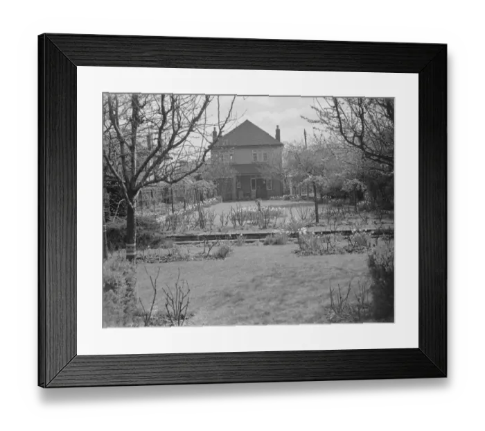 Framed Print : Mr Swans house and garden at 21 Rectory Lane in Sidcup, Kent. 1939 Framed Print : Mr Swans house and garden at 21 Rectory Lane in Sidcup, Kent. 1939