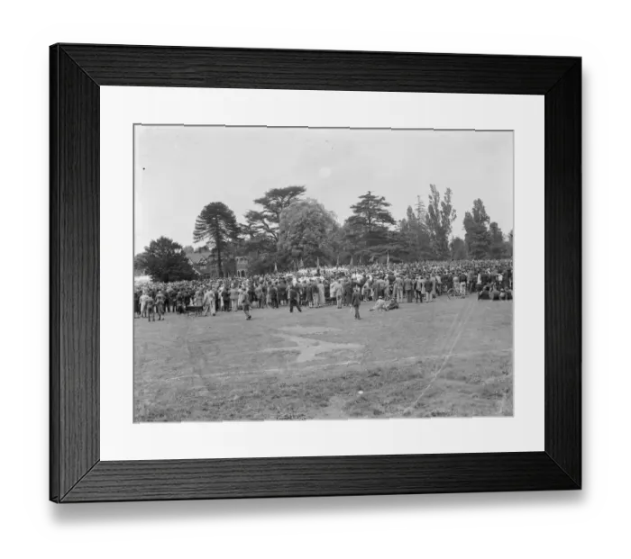 Framed Print : A British Legion service in Sidcup, Kent. 1935