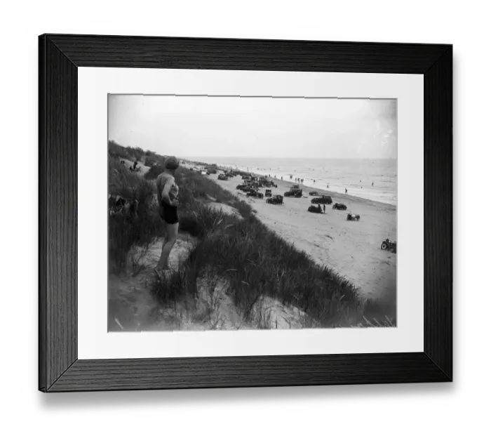 Framed Print : Motorcars on Camber Sands, Sussex. 1933