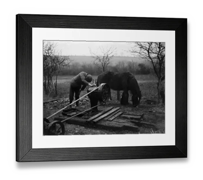 Framed Print : New water well at Fawkham. 1935 Framed Print : New water well at Fawkham. 1935