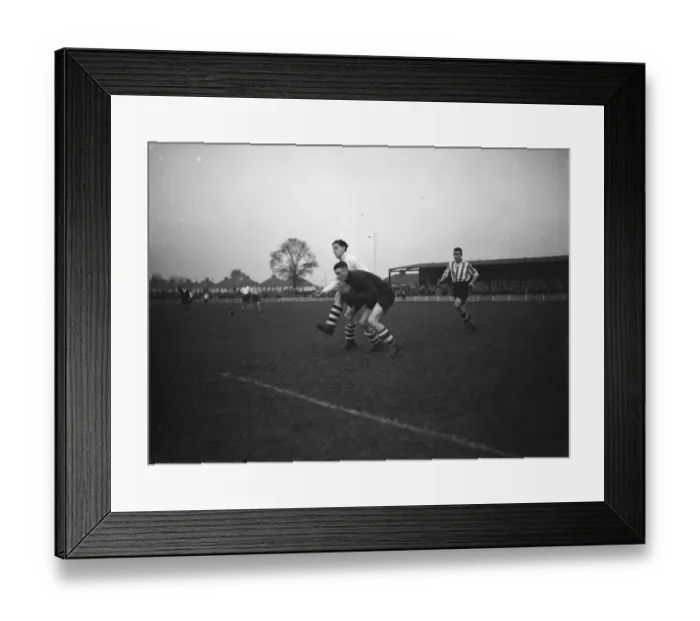 Framed Print : Dartford versus Leyton in the FA Cup. One of the goal keepers takes the ball