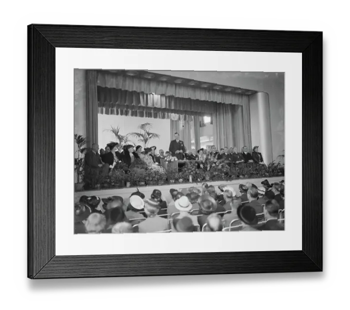 Framed Print : Lord Cornwallis opens the Bexleyheath Technical College in Kent. 1939 Framed Print : Lord Cornwallis opens the Bexleyheath Technical College in Kent. 1939