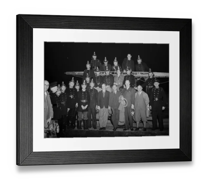 Framed Print : Lullingstone Castle fire. A false alarm. The fire crew stand for their photo