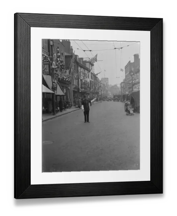 Framed Print : Coronation decorations in Dartford, Kent, to celebrate the coronation of King George VI Framed Print : Coronation decorations in Dartford, Kent, to celebrate the coronation of King George VI