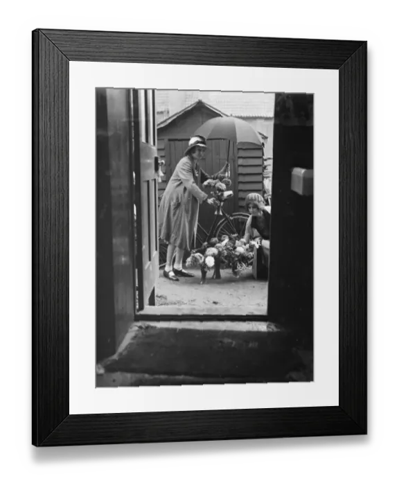 Framed Print : Flower show in Lamorbey, Kent. 1936 Framed Print : Flower show in Lamorbey, Kent. 1936