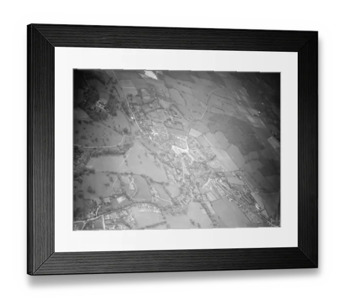 Framed Print : An aerial view of Westerham, Kent. 1938 Framed Print : An aerial view of Westerham, Kent. 1938