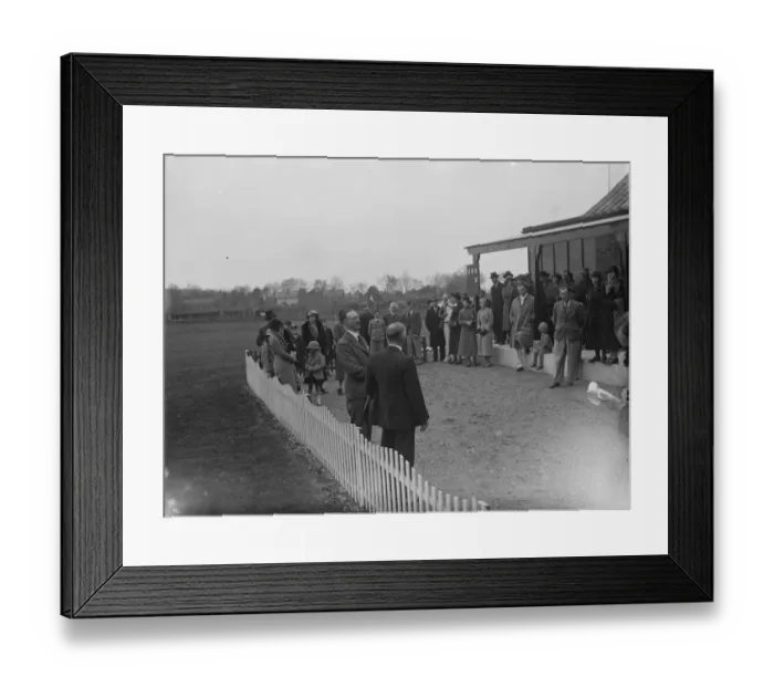 Framed Print : Members at the Hartley Country Club, Kent. 1935