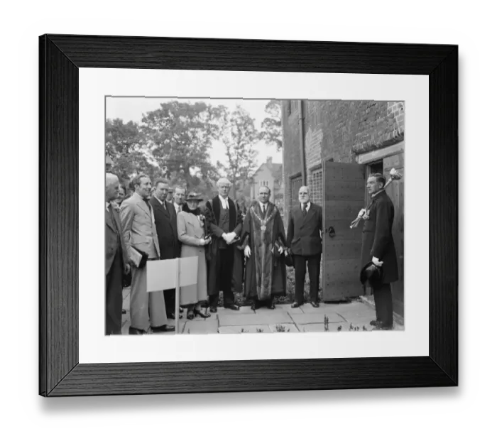 Framed Print : John Barnes at a opening ceremony at Well Hall in Eltham, Kent. 1936 Framed Print : John Barnes at a opening ceremony at Well Hall in Eltham, Kent. 1936