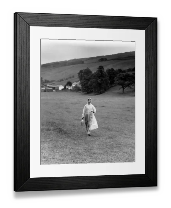 Framed Print : Janet Lyddon of Bexley, Kent. She was holidaying on a farm in the Lake District