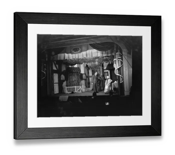 Framed Print : Petts Wood Operatic Society performing on stage. 1936 Framed Print : Petts Wood Operatic Society performing on stage. 1936