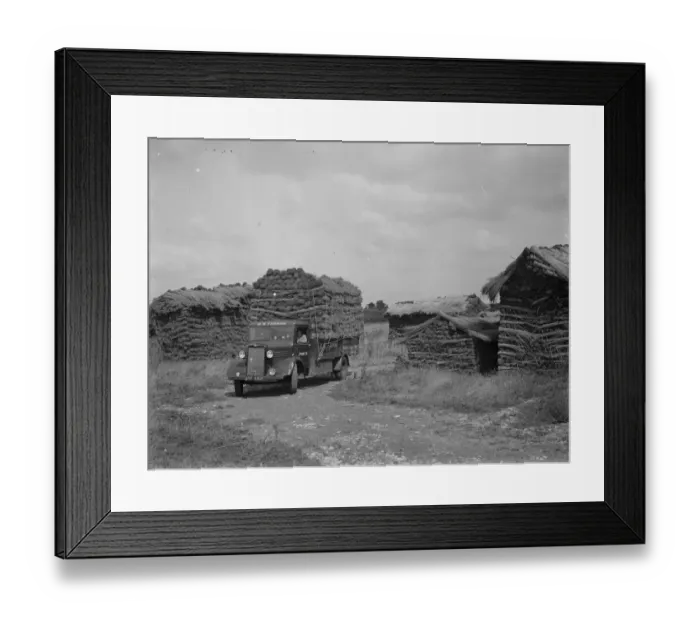 Framed Print : Bedford van, R W Farman. 19 August 1937 Reed Thatching in Norfolk. Mr R. W Framed Print : Bedford van, R W Farman. 19 August 1937 Reed Thatching in Norfolk. Mr R. W
