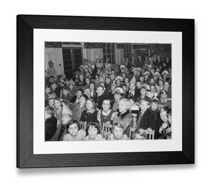 Framed Print : Childrens Labour Party in Mottingham, Kent. 1939 Framed Print : Childrens Labour Party in Mottingham, Kent. 1939