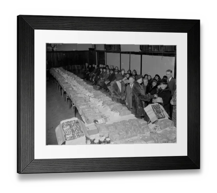 Framed Print : Distributing Christmas parcels for the poor at Chislehurst, Kent. 1935 Framed Print : Distributing Christmas parcels for the poor at Chislehurst, Kent. 1935