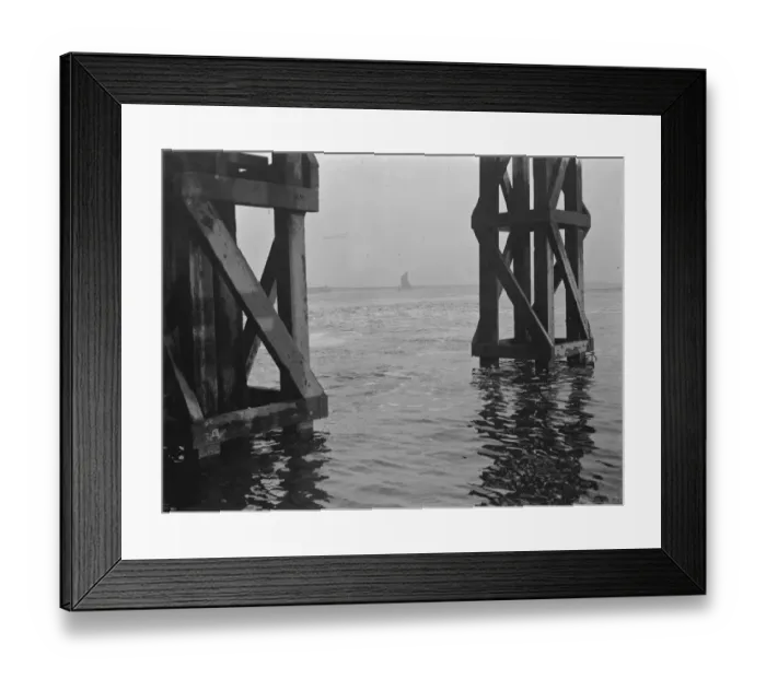 Framed Print : The construction of the Dartford Tunnel, where recently a pilot tunnel was completed