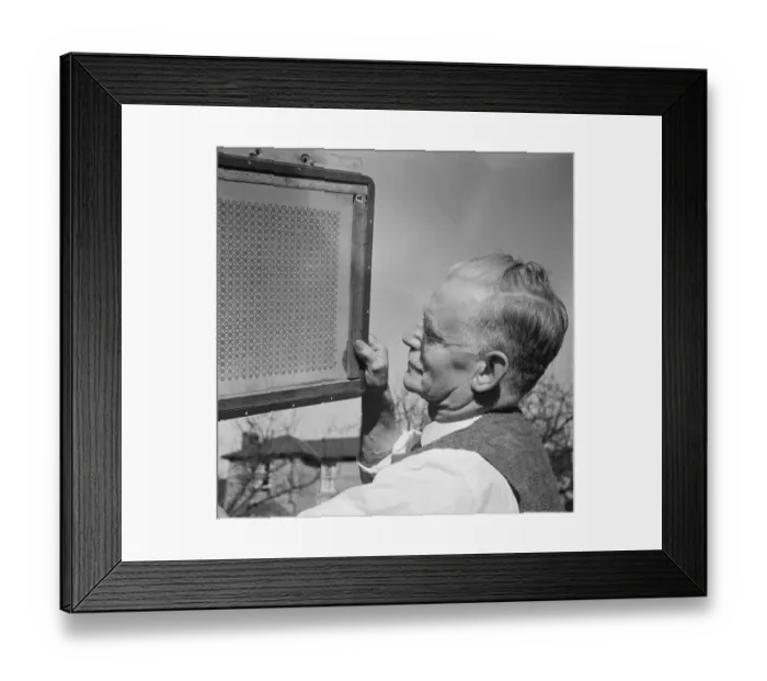 Framed Print : Block making in Wilmington, Kent. MR G E Campbell examining a design for a block