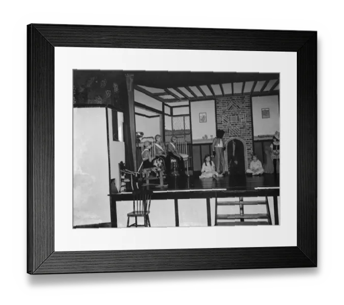 Framed Print : Children perform a play for the patients at South Hospital in Dartford, Kent Framed Print : Children perform a play for the patients at South Hospital in Dartford, Kent