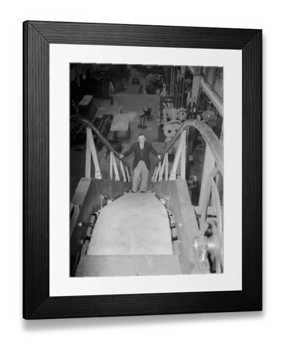 Framed Print : Sovex Ltd moving belt escalator in Erith, London. 4 April 1939 Framed Print : Sovex Ltd moving belt escalator in Erith, London. 4 April 1939