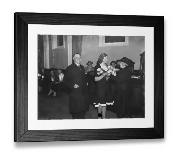 Framed Print : The Dartford Carnival Queen Miss Joan Tompkins receiving bouquet from the Mayor Framed Print : The Dartford Carnival Queen Miss Joan Tompkins receiving bouquet from the Mayor