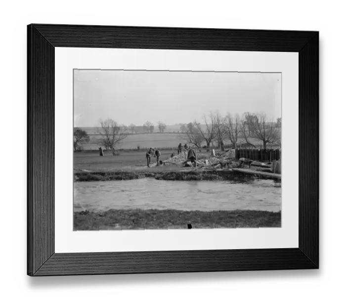 Framed Print : New sewers being built in Farningham, Kent. 1937 Framed Print : New sewers being built in Farningham, Kent. 1937