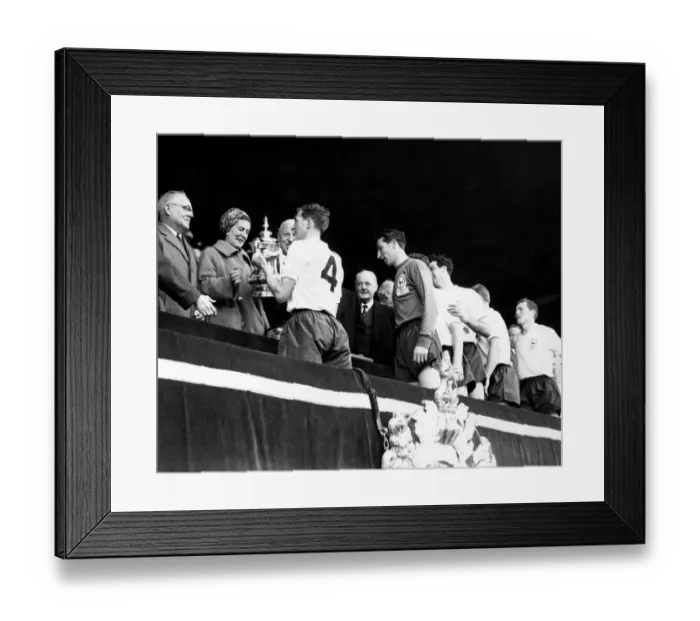 Framed Print : 1961 FA Cup Final Tottenham Hotspur v Leicester City The double-winning Spurs Framed Print : 1961 FA Cup Final Tottenham Hotspur v Leicester City The double-winning Spurs