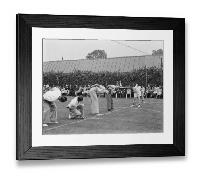 Framed Print : Walligraph Sports in Eltham, Kent. The no handed apple eating contest
