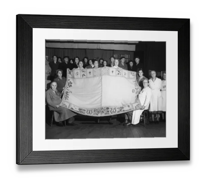 Framed Print : Womens Institute, Swanley, Kent with their presentation tablecloth 12th September 1953 Framed Print : Womens Institute, Swanley, Kent with their presentation tablecloth 12th September 1953