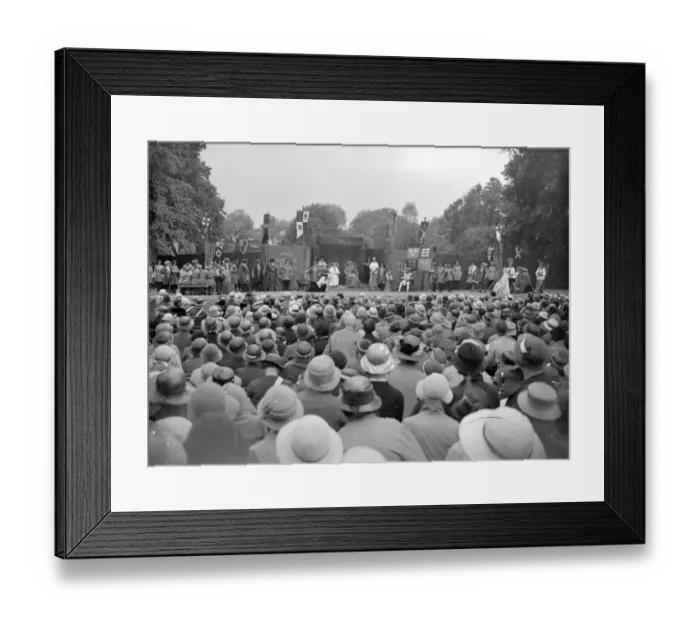 Framed Print : Crowds gather to watch the Farningham Pagent Play. 1934 Framed Print : Crowds gather to watch the Farningham Pagent Play. 1934