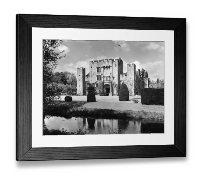Framed Print : Hever Castle Near Edenbridge Kent July Framed Print : Hever Castle Near Edenbridge Kent July