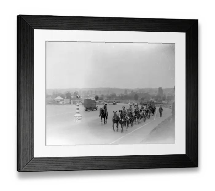 Framed Print : Royal Army Route March at Sidcup, Kent. 1934