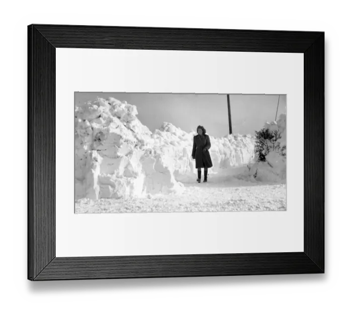 Framed Print : Winter Snow in Kent 1947 Framed Print : Winter Snow in Kent 1947