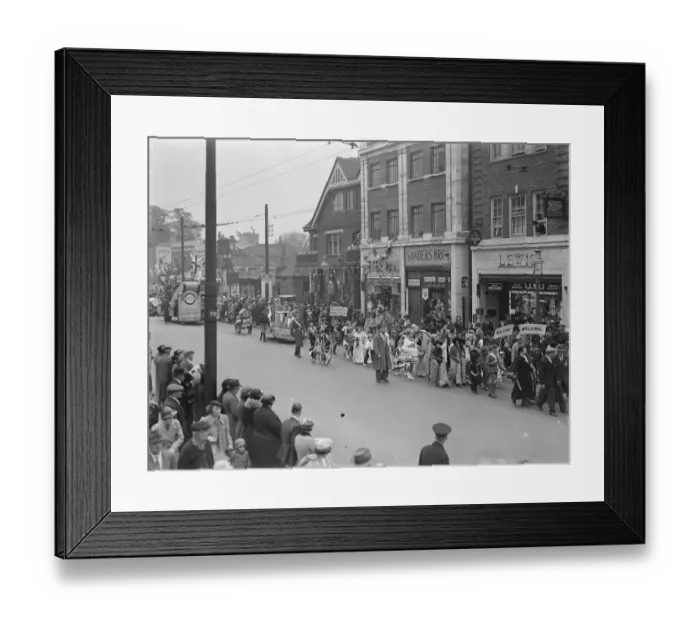 Framed Print : Coronation festivities. Parade marching through the streets of Bexleyheath, Kent