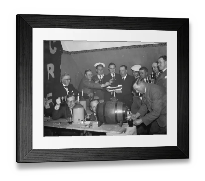 Framed Print : Drinking at the Anchorians Philanthropia Club in Dartford, Kent. 1936 Framed Print : Drinking at the Anchorians Philanthropia Club in Dartford, Kent. 1936