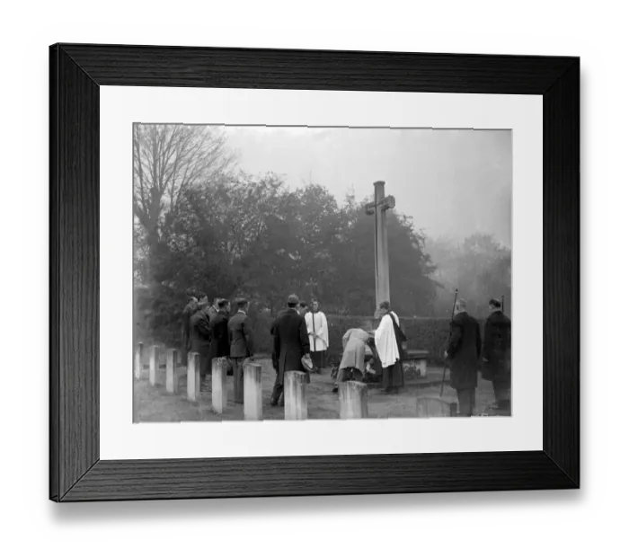 Framed Print : Orpington Church service in Kent. 1934 Framed Print : Orpington Church service in Kent. 1934