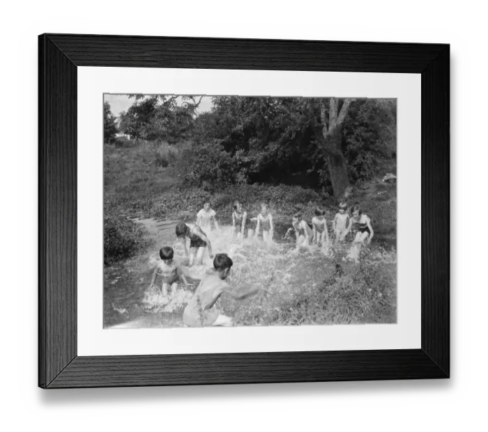 Framed Print : Children enjoying the paddling pool in St Mary Cray, Kent. 1936 Framed Print : Children enjoying the paddling pool in St Mary Cray, Kent. 1936