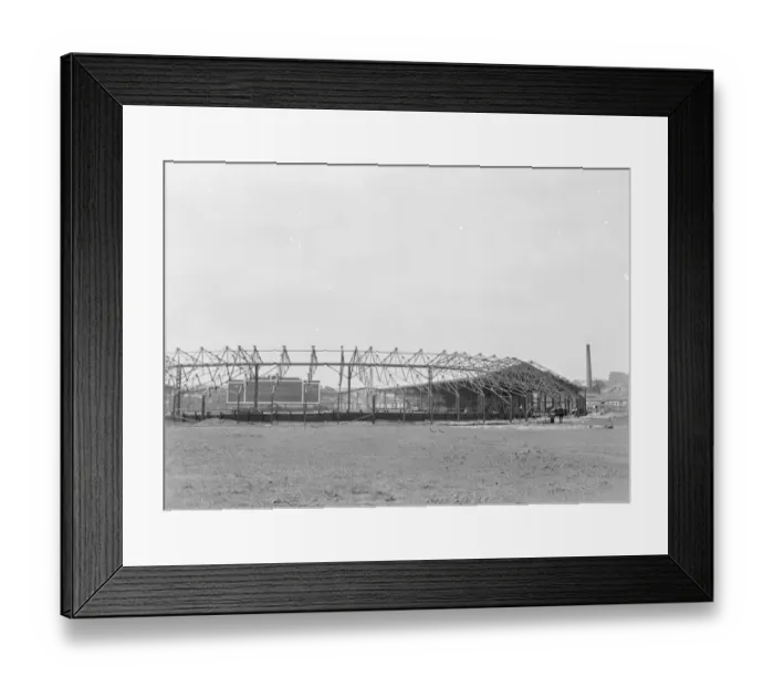Framed Print : Work being done on the Crayford and Bexleyheath Greyhound Stadium in Kent, by builders Framed Print : Work being done on the Crayford and Bexleyheath Greyhound Stadium in Kent, by builders