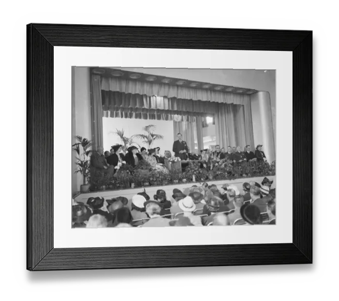 Framed Print : Lord Cornwallis opens the Bexleyheath Technical College in Kent. 1939 Framed Print : Lord Cornwallis opens the Bexleyheath Technical College in Kent. 1939
