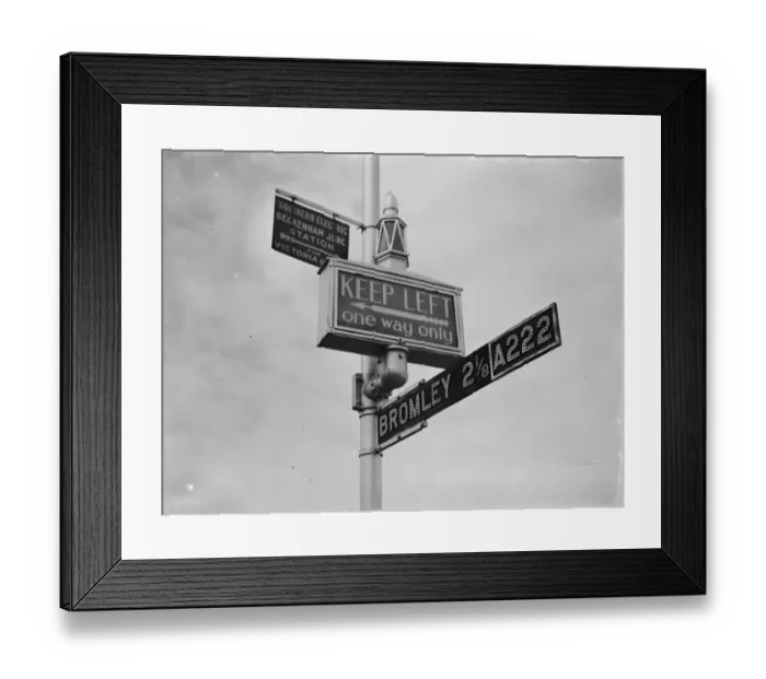 Framed Print : An unusal mile post for Beckenham, Kent. 1938 Framed Print : An unusal mile post for Beckenham, Kent. 1938