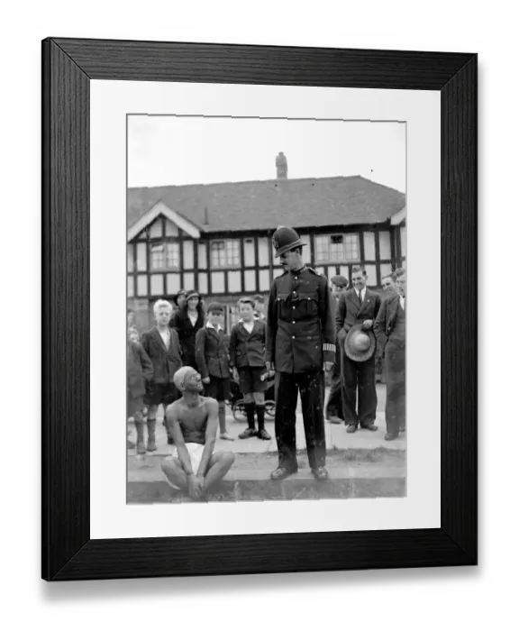 Framed Print : Eltham Carnival in Kent. 1934 Framed Print : Eltham Carnival in Kent. 1934