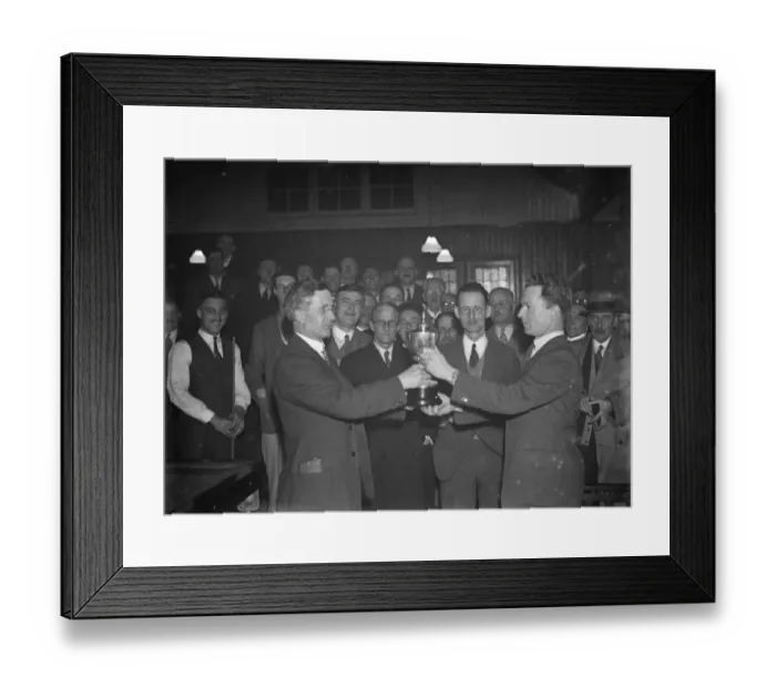 Framed Print : Prize giving night at the Sidcup Social Club. 1935